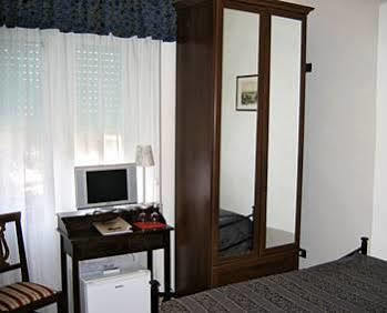 Antico Acquedotto 3* Rom